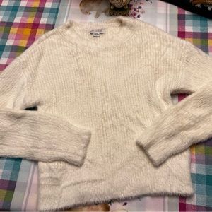 American Eagle women's sweater super soft cream size Small